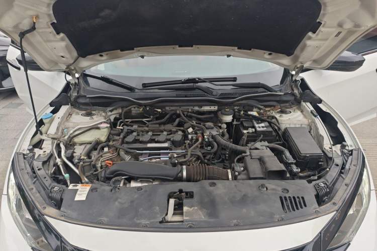 Used Honda Civic 2016 220TURBO CVT Luxury Edition Engine Bay