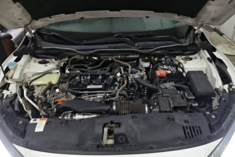 Used Honda Civic 2016 220TURBO CVT Prestige Edition Engine Bay