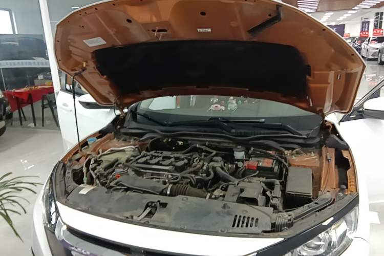 Used Honda Civic 2016 220TURBO CVT Luxury Edition Engine Bay