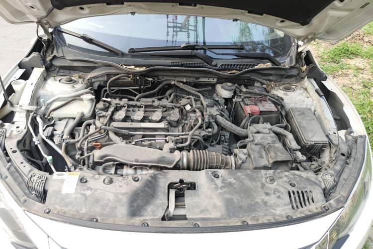 Used Honda Civic 2016 220TURBO CVT Luxury Edition Engine Bay