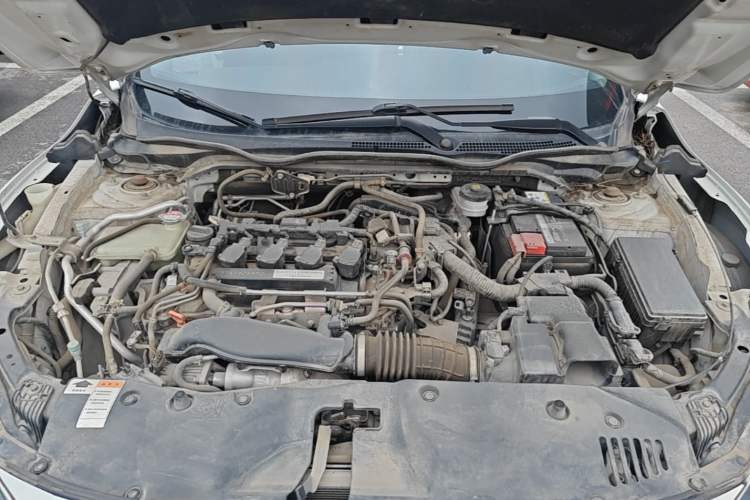 Used Honda Civic 2016 220TURBO CVT Luxury Edition Engine Bay