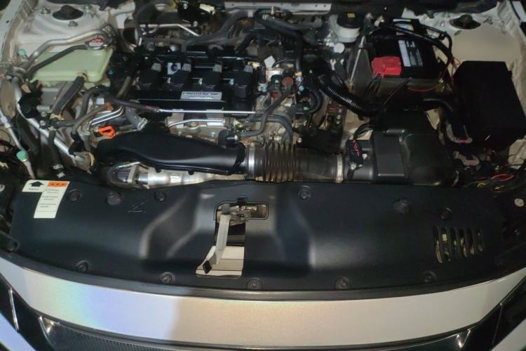 Used Honda Civic 2016 220TURBO CVT Luxury Edition Engine Bay
