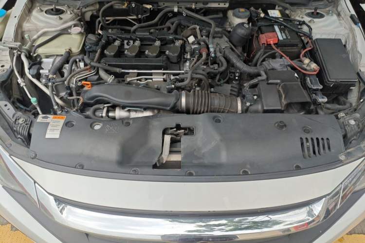 Used Honda Civic 2016 220TURBO CVT Prestige Edition Engine Bay
