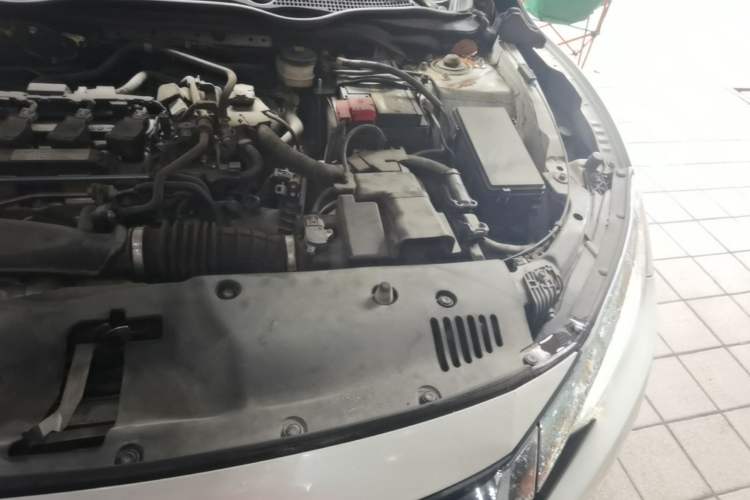 Used Honda Civic 2016 220TURBO CVT Prestige Edition Engine Bay Left