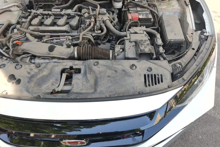 Used Honda Civic 2016 220TURBO CVT Luxury Edition Engine Bay Left