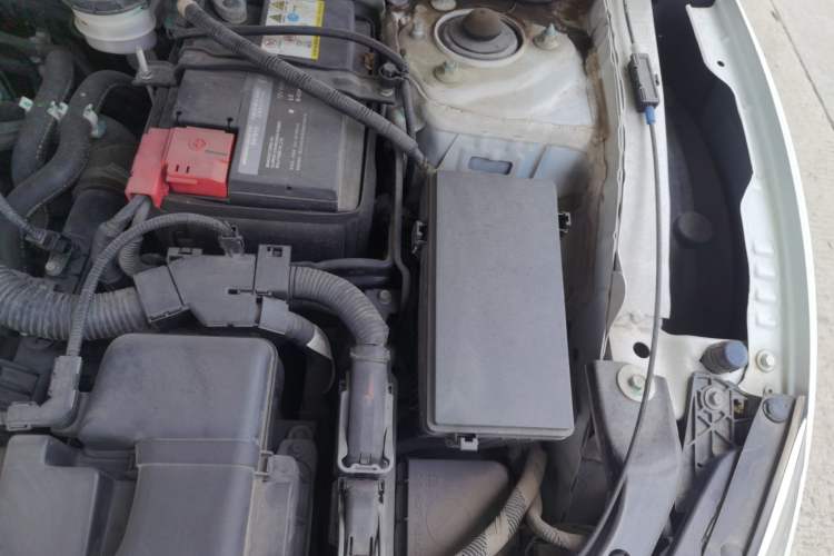 Used Honda Civic 2016 220TURBO CVT Luxury Edition Engine Bay Left