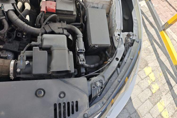 Used Honda Civic 2016 220TURBO CVT Luxury Edition Engine Bay Left