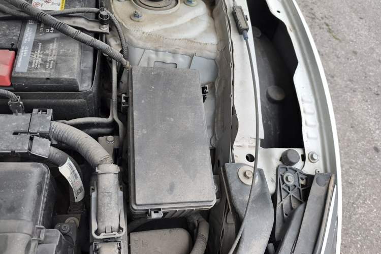 Used Honda Civic 2016 220TURBO CVT Luxury Edition Engine Bay Left