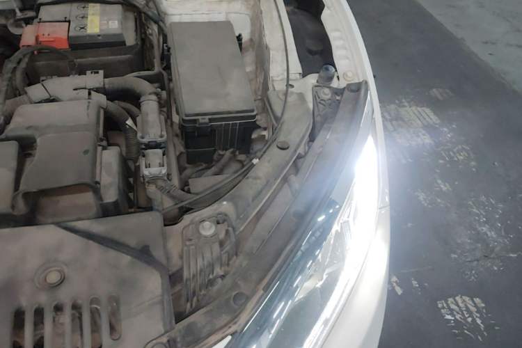 Used Honda Civic 2016 220TURBO Manual Luxury Edition Engine Bay Left