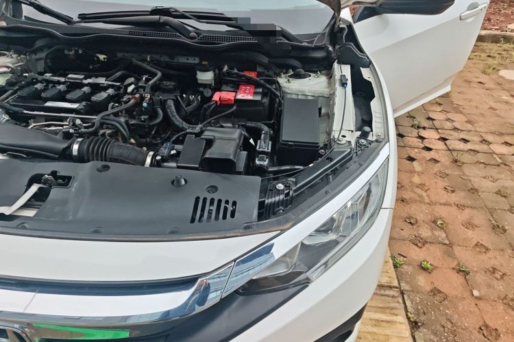 Used Honda Civic 2016 220TURBO CVT Luxury Edition Engine Bay Left