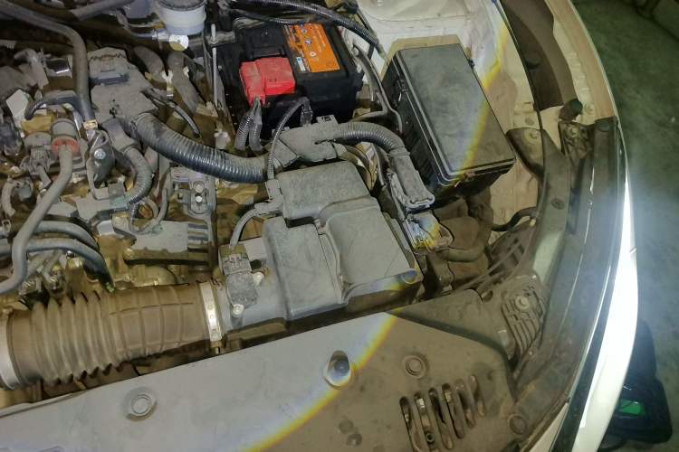 Used Honda Civic 2016 220TURBO CVT Luxury Edition Engine Bay Left