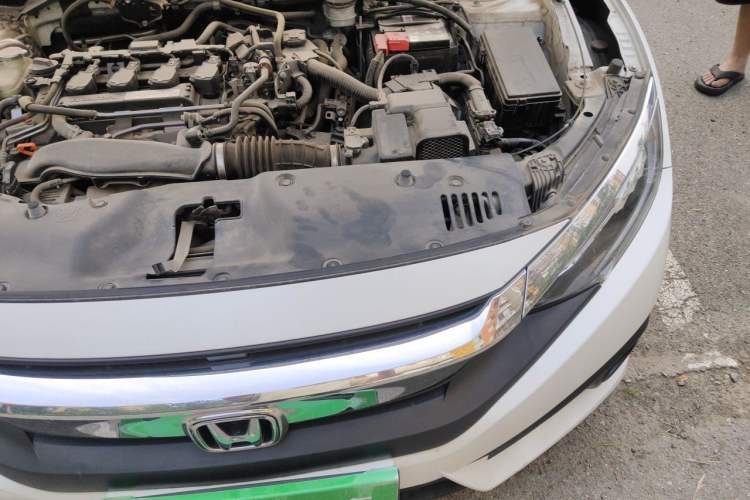 Used Honda Civic 2016 220TURBO CVT Prestige Edition Engine Bay Left