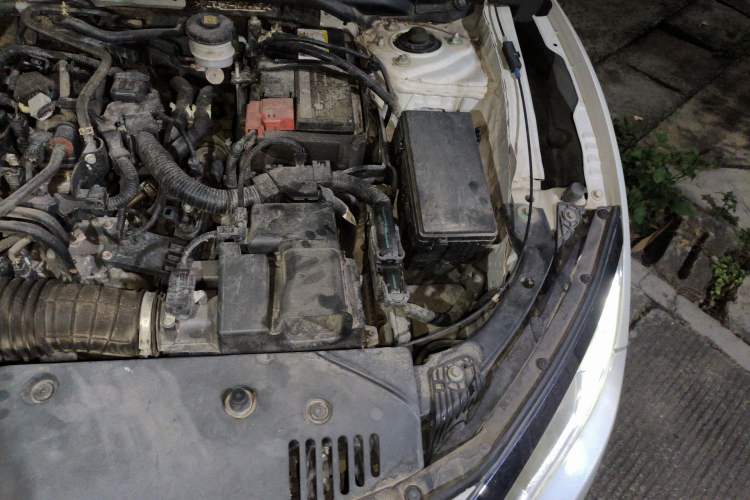 Used Honda Civic 2016 220TURBO CVT Luxury Edition Engine Bay Left