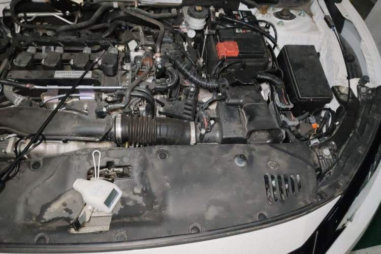 Used Honda Civic 2016 220TURBO CVT Luxury Edition Engine Bay Left