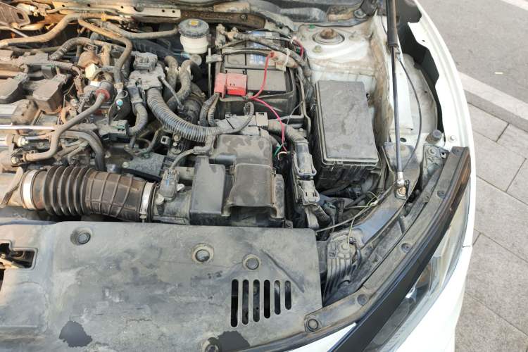 Used Honda Civic 2016 220TURBO CVT Luxury Edition Engine Bay Left