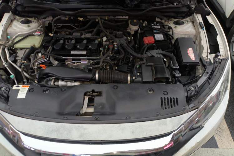 Used Honda Civic 2016 220TURBO CVT Luxury Edition Engine Bay Left