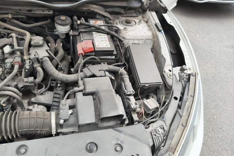 Used Honda Civic 2016 220TURBO Manual Luxury Edition Engine Bay Left
