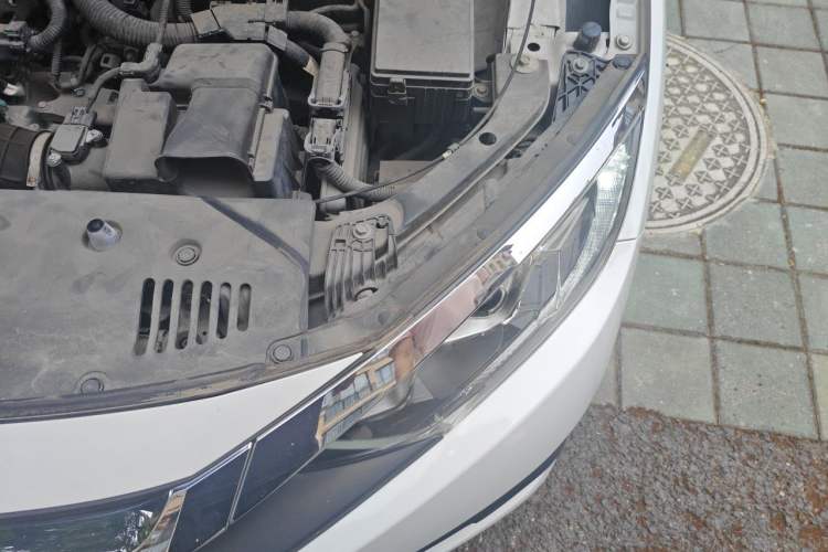 Used Honda Civic 2016 220TURBO CVT Luxury Edition Engine Bay Left