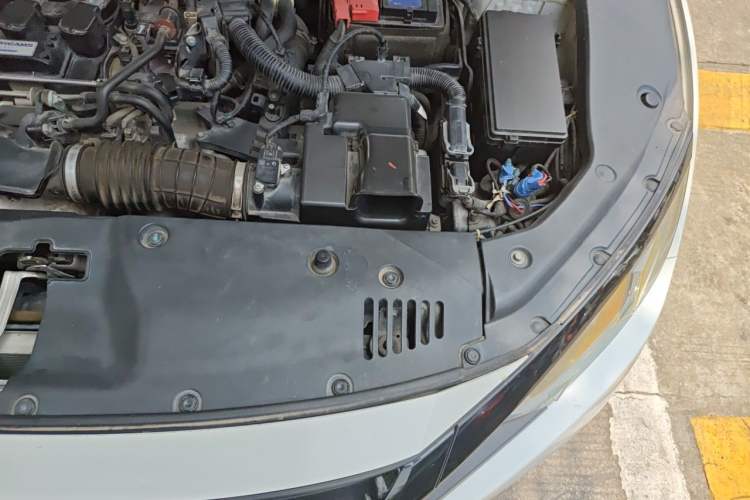 Used Honda Civic 2016 220TURBO CVT Luxury Edition Engine Bay Left