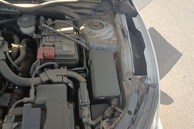 Used Honda Civic 2016 220TURBO CVT Luxury Edition Engine Bay Left