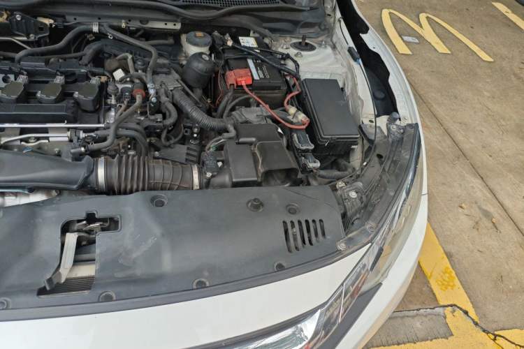 Used Honda Civic 2016 220TURBO CVT Prestige Edition Engine Bay Left