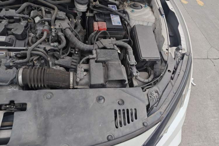 Used Honda Civic 2016 220TURBO CVT Luxury Edition Engine Bay Left