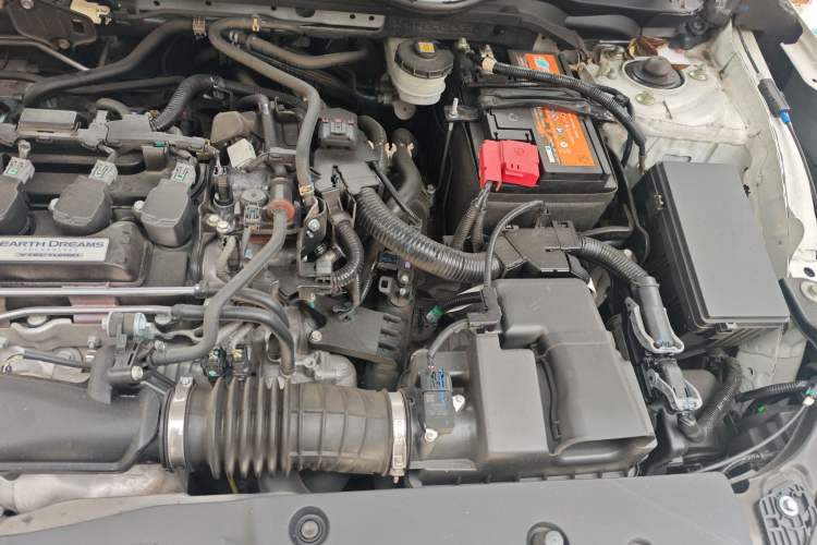 Used Honda Civic 2016 220TURBO CVT Luxury Edition Engine Bay Left