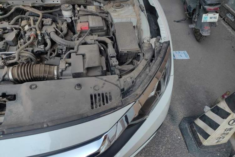 Used Honda Civic 2016 220TURBO CVT Luxury Edition Engine Bay Left