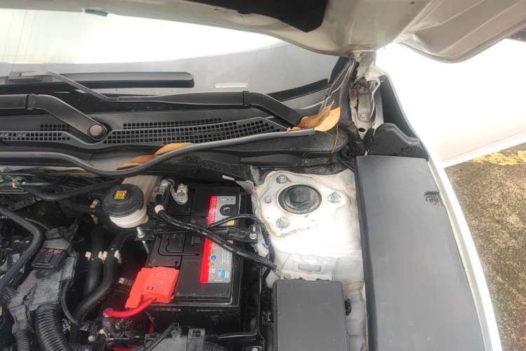 Used Honda Civic 2016 220TURBO CVT Prestige Edition Engine Bay Left