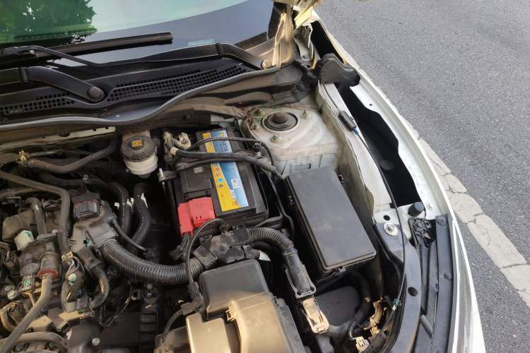Used Honda Civic 2016 220TURBO CVT Prestige Edition Engine Bay Left