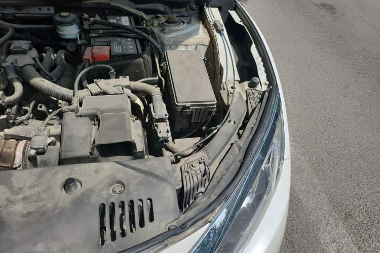 Used Honda Civic 2016 220TURBO CVT Luxury Edition Engine Bay Left