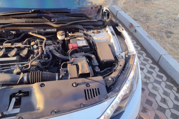 Used Honda Civic 2016 220TURBO CVT Luxury Edition Engine Bay Left