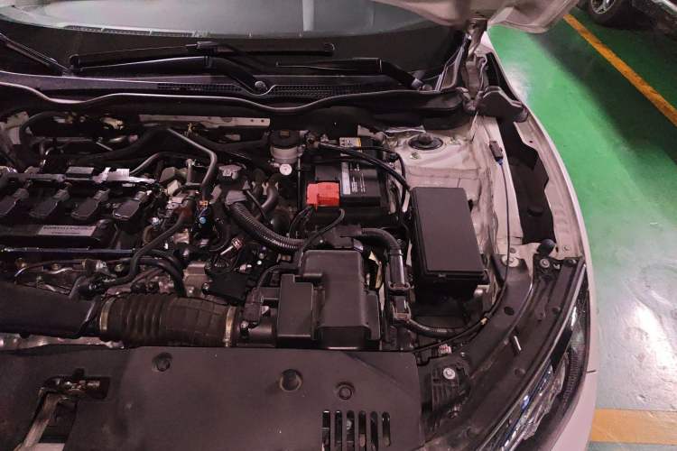 Used Honda Civic 2016 220TURBO CVT Prestige Edition Engine Bay Left