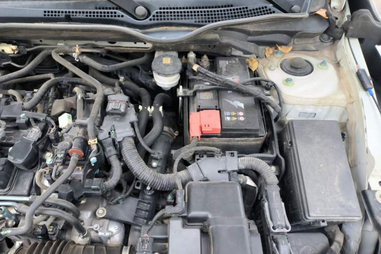 Used Honda Civic 2016 220TURBO CVT Luxury Edition Engine Bay Left