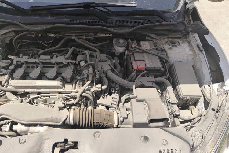 Used Honda Civic 2016 220TURBO CVT Luxury Edition Engine Bay Left
