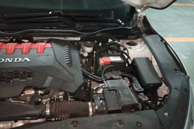 Used Honda Civic 2016 220TURBO CVT Luxury Edition Engine Bay Left