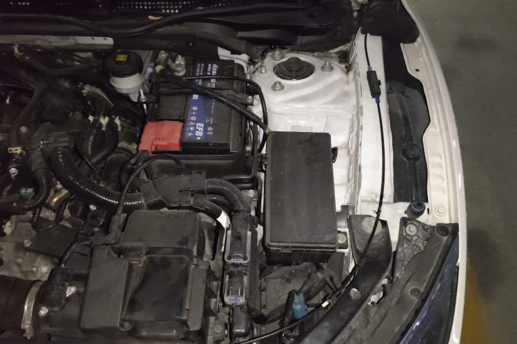 Used Honda Civic 2016 220TURBO CVT Luxury Edition Engine Bay Left