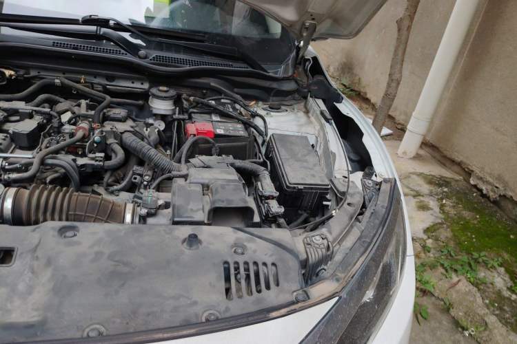 Used Honda Civic 2016 220TURBO CVT Luxury Edition Engine Bay Left