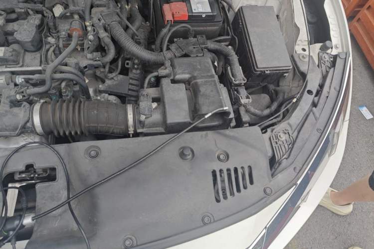 Used Honda Civic 2016 220TURBO CVT Luxury Edition Engine Bay Left