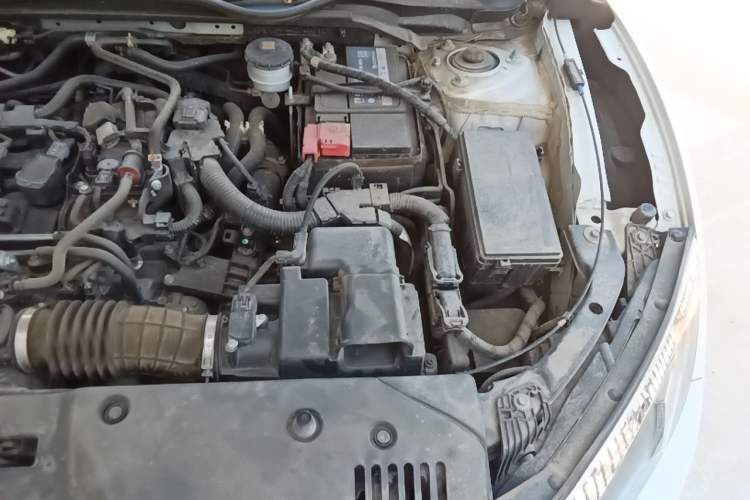 Used Honda Civic 2016 220TURBO CVT Luxury Edition Engine Bay Left
