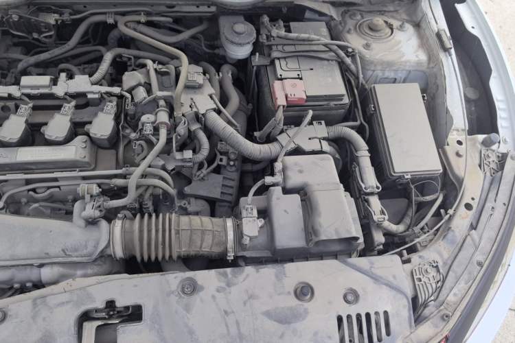 Used Honda Civic 2016 220TURBO Manual Luxury Edition Engine Bay Left