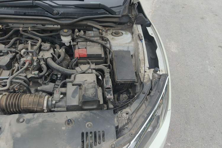 Used Honda Civic 2016 220TURBO CVT Luxury Edition Engine Bay Left