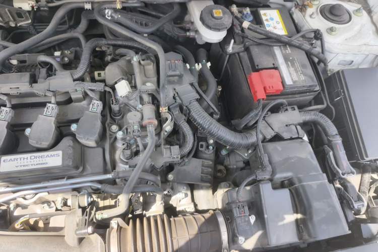 Used Honda Civic 2016 220TURBO CVT Luxury Edition Engine Bay Left