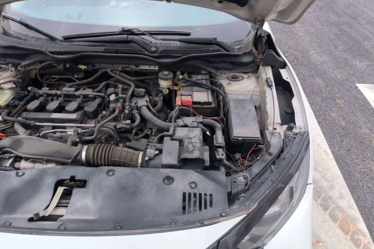 Used Honda Civic 2016 220TURBO CVT Luxury Edition Engine Bay Left