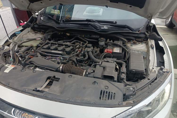 Used Honda Civic 2016 220TURBO CVT Luxury Edition Engine Bay