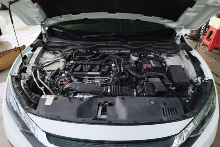 Used Honda Civic 2016 220TURBO CVT Prestige Edition Engine Bay