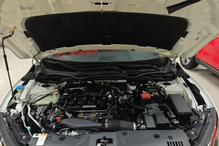 Used Honda Civic 2016 220TURBO CVT Luxury Edition Engine Bay