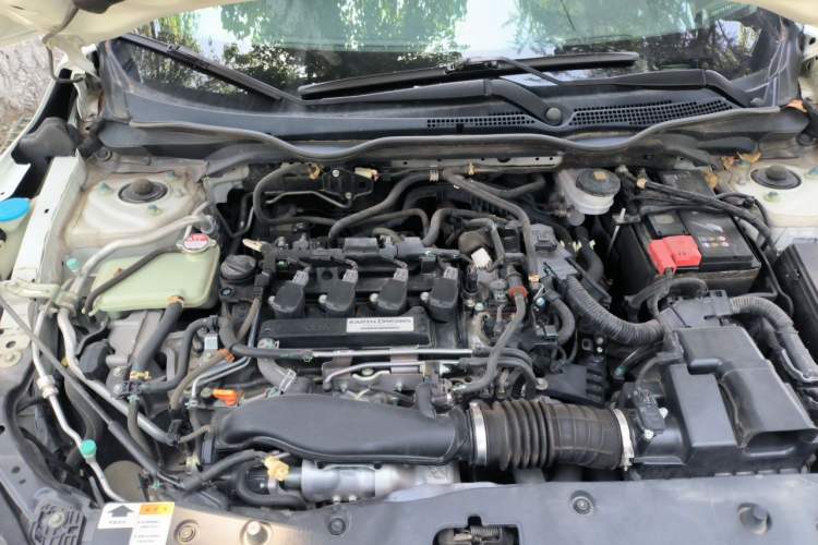 Used Honda Civic 2016 220TURBO CVT Luxury Edition Engine Bay