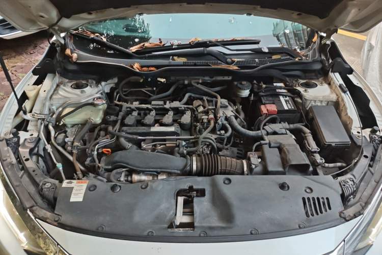 Used Honda Civic 2016 220TURBO CVT Luxury Edition Engine Bay