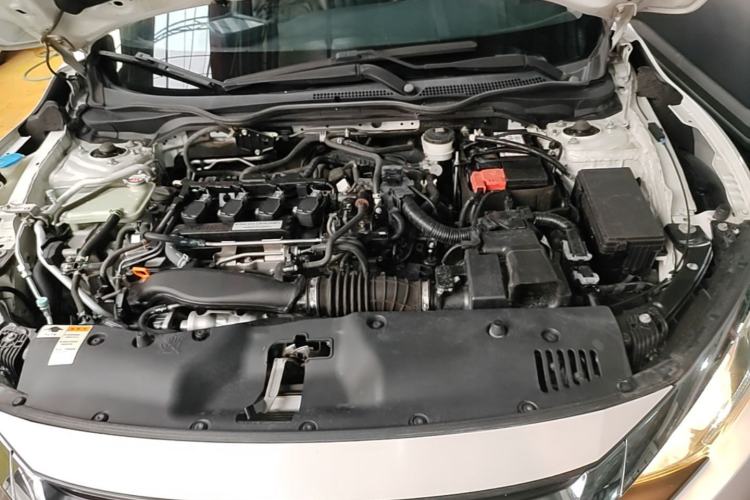 Used Honda Civic 2016 220TURBO CVT Luxury Edition Engine Bay